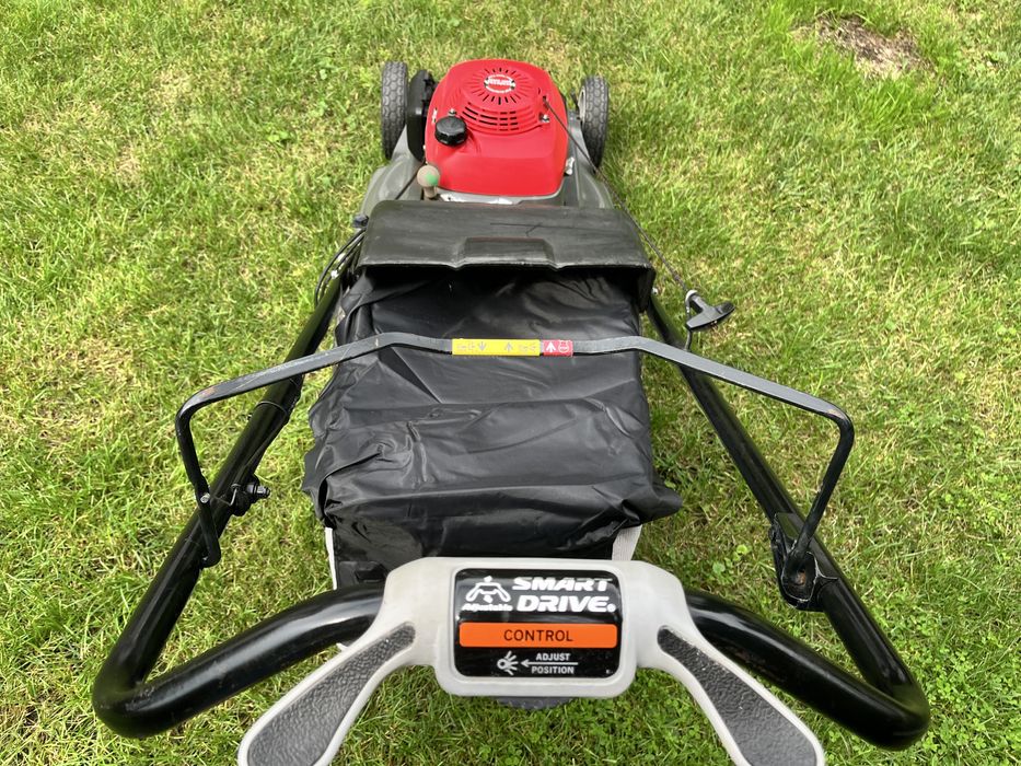 KOSIARKA Spalinowa Honda HRX 537  Napęd Smart Drive