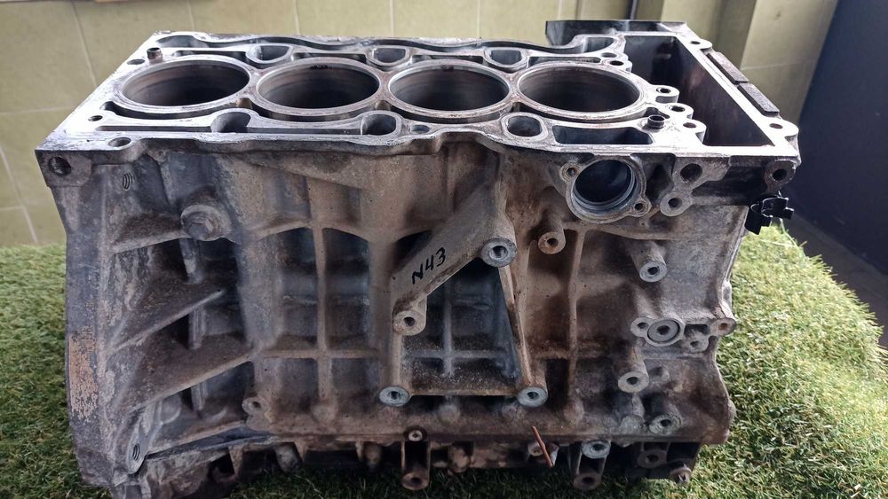 BMW E87 E90 2.0B N43B20A Blok silnik