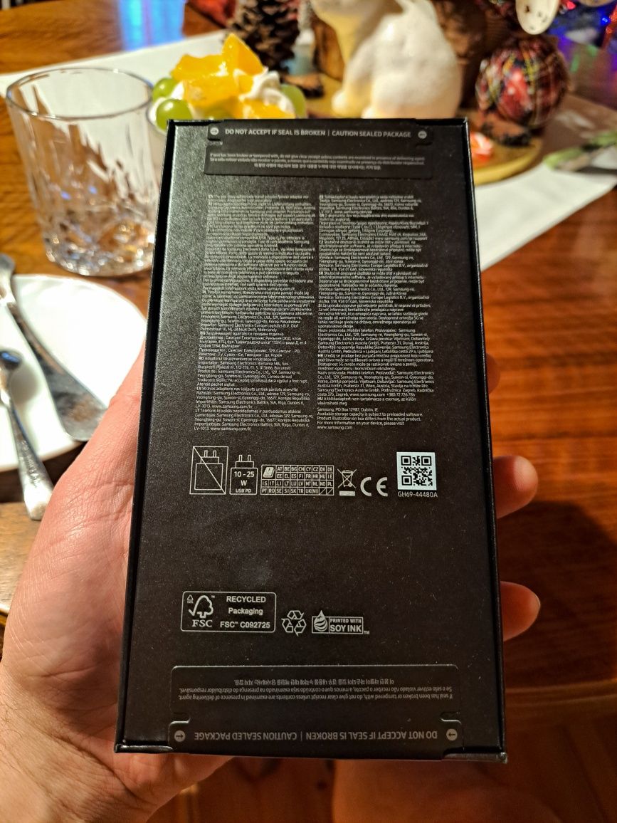 Samsung Galaxy S24 FE nowy gwarancja nie otwierany