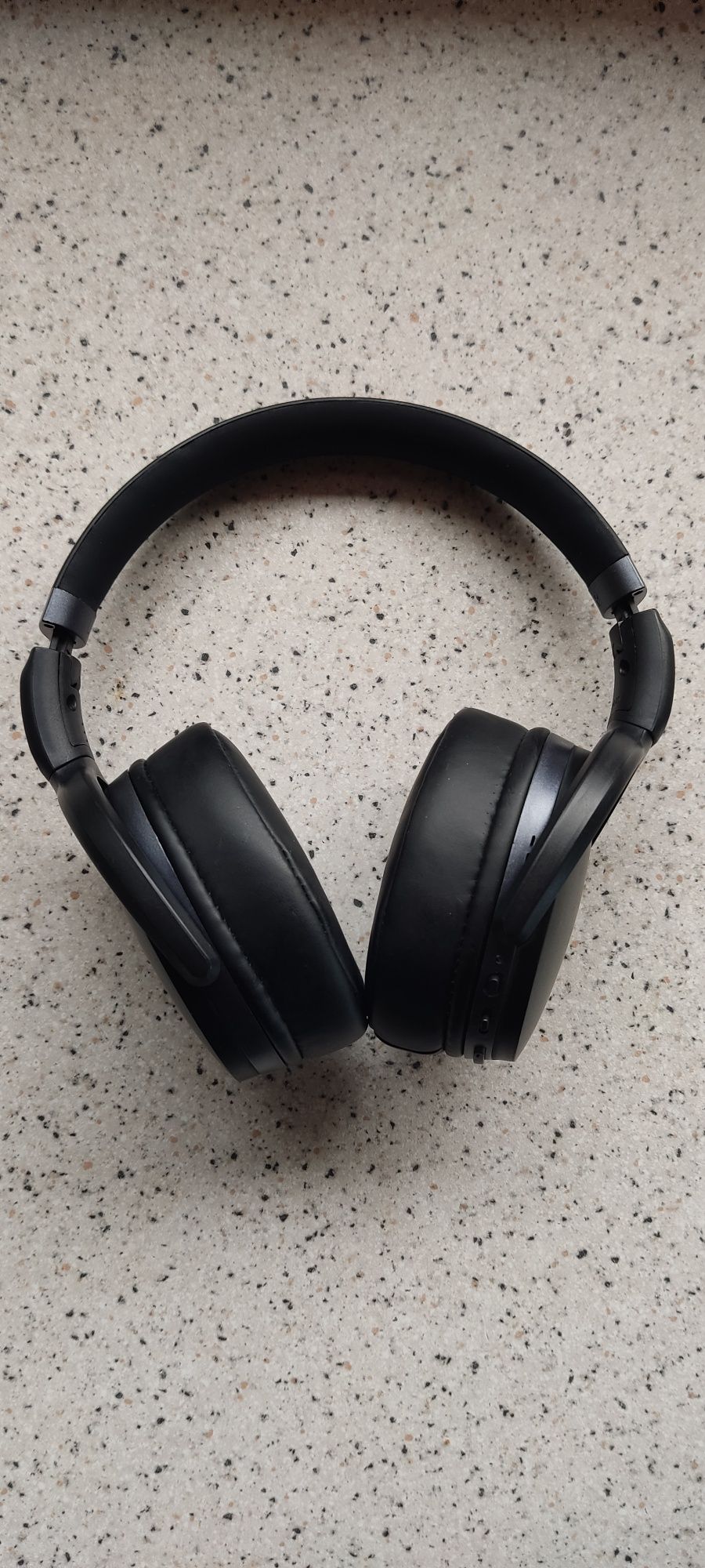 Sennheiser hd 4.40bt Bluetooth.