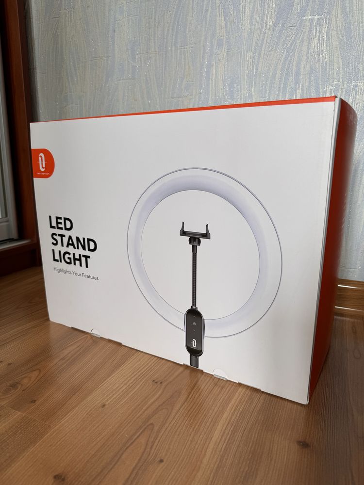 Кільцева LED-лампа TaoTronics 12" + штатив 78’’