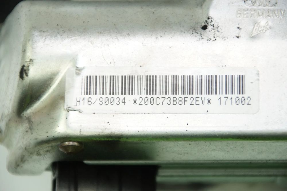 404680 Volkswagen Phaeton 6.0 W12 2003 sedan Kolumna kierownicza