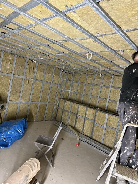 Glazurnik układanie płytek szpachlowanie gładzie remont płyty g-k