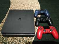 Sprzedam konsolę PS4 oraz gry