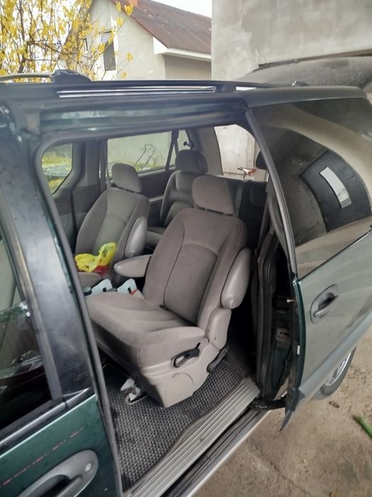 Продам Додж рам Ван 3.3 газ бензин