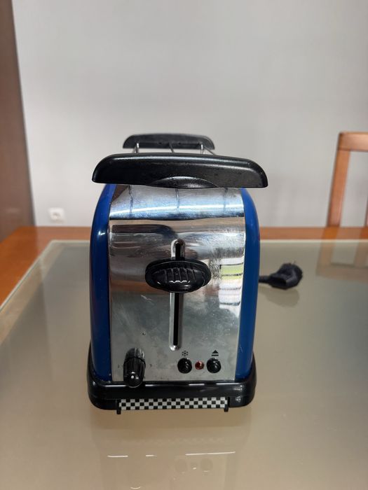 Torradeira Russell Hobbs