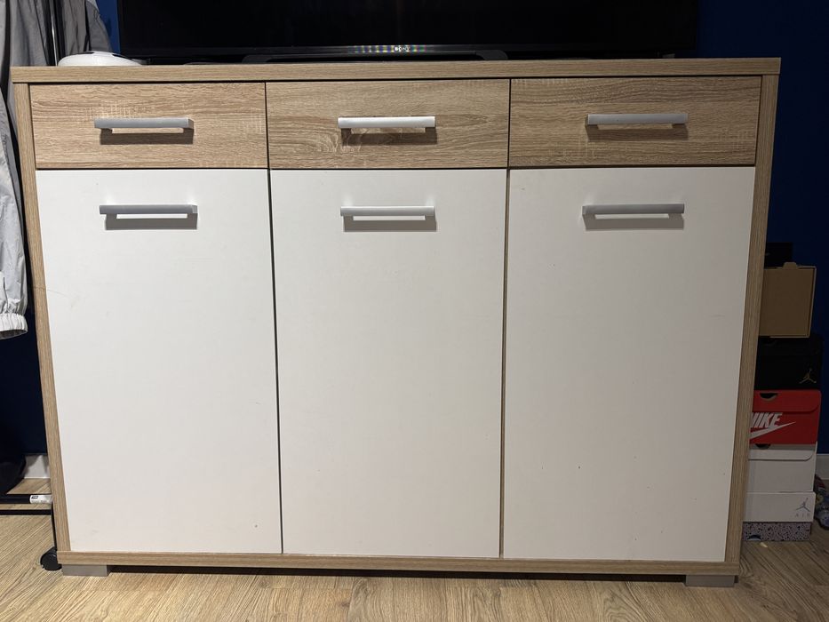 Komoda kolor biały-drewniany