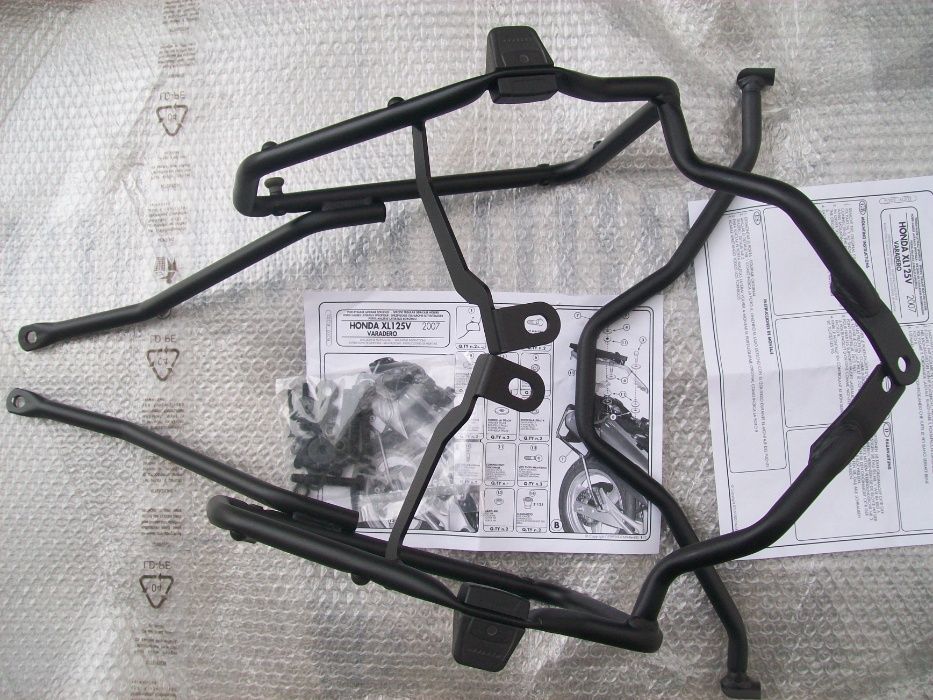 PL202 Varadero 125 (07>14) XL 125V HONDA GIVI stelaż boczny monokey