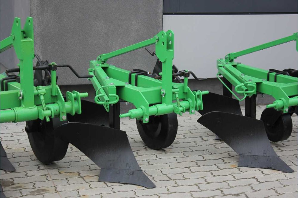 ЗАОЩАДЖУЙТЕ КОШТИ Плуг навісний Плн BOMET бомет Доставка!