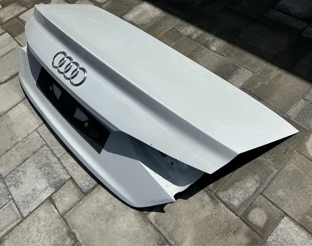 Кришка багажника Audi A5 8W  КАБРІОЛЕТ задній багажник s-line