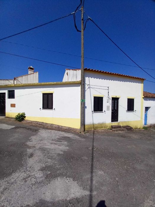 Moradia T4 - Outeiro, Belver