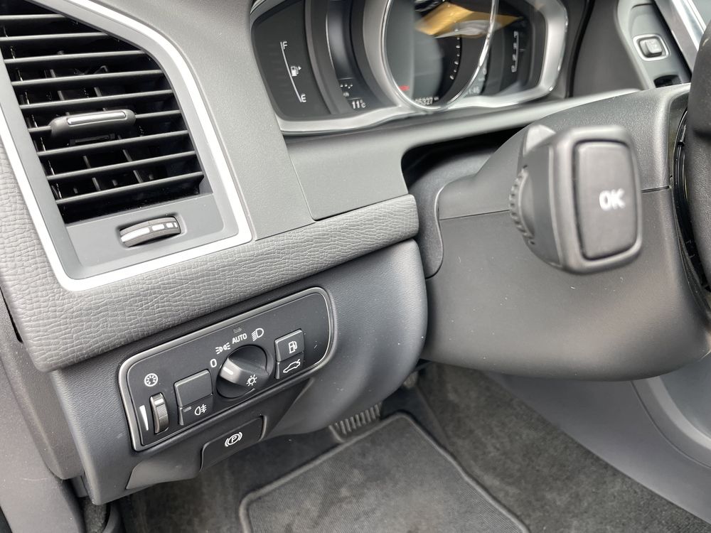 Вольво ХС60 Volvo XC60 Т5 AWD