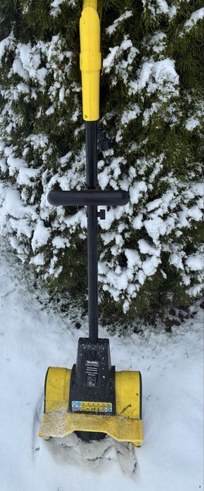 Odsnieżarka  reczna elektryczna