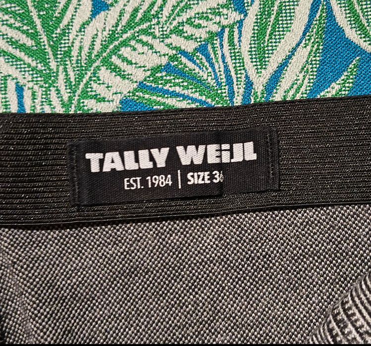 Spodnico-spodenki Tally Weijl roz. 36