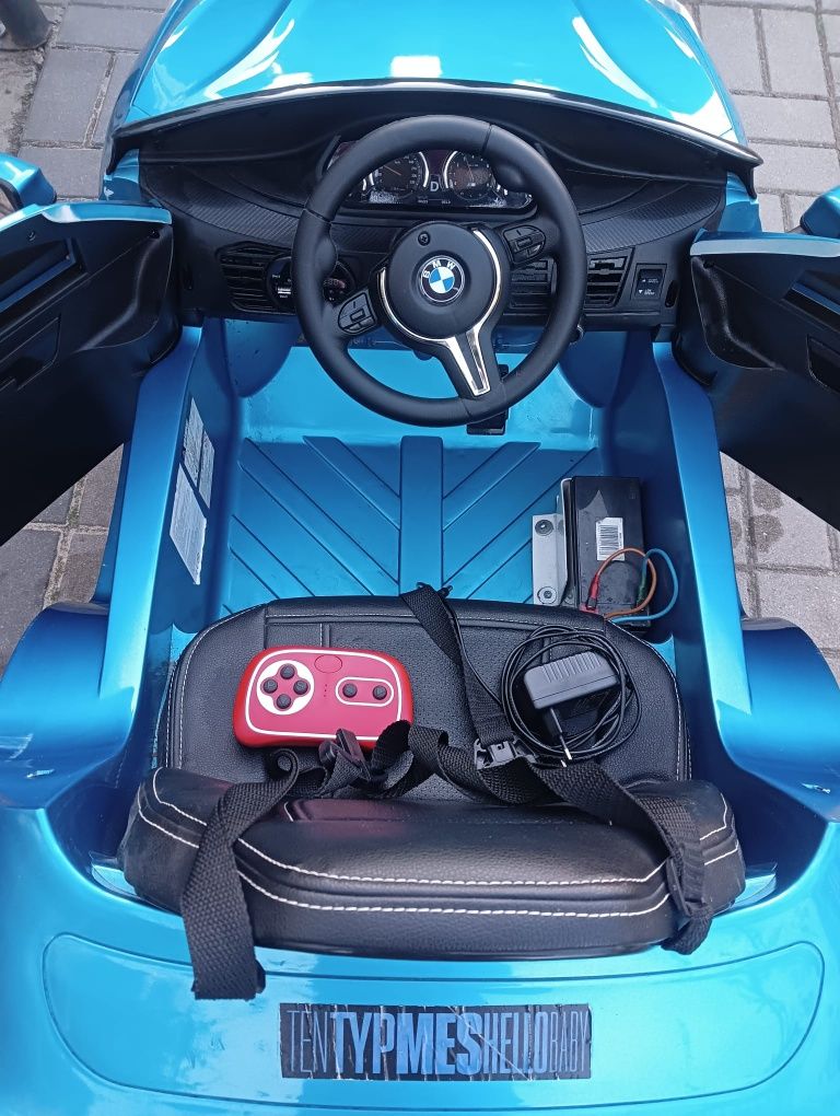 Autko na akumulator BMW X6M dodatkowy aku 12V