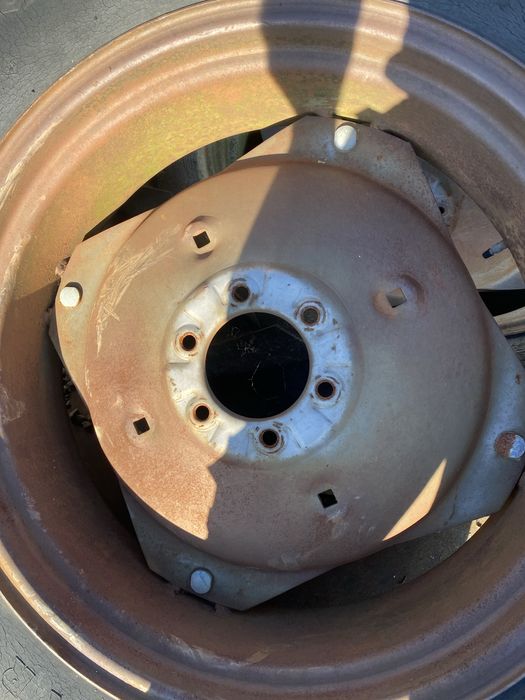 Felga 28 cali od massey ferguson 30