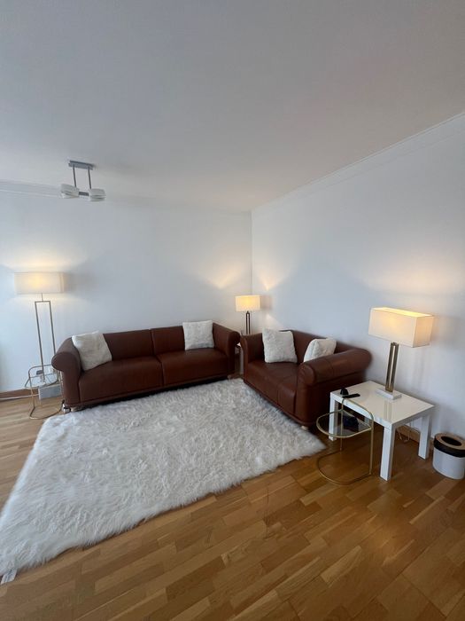 Sofá em pele natural