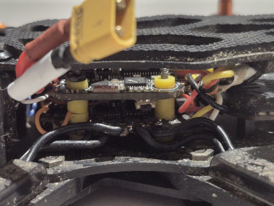 Кастомний 3 дюймовий fpv дрон Б/у