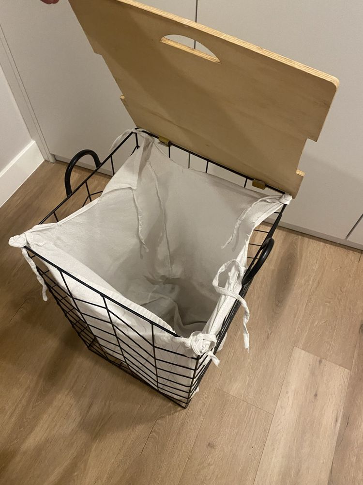 Cesto de roupa suja
