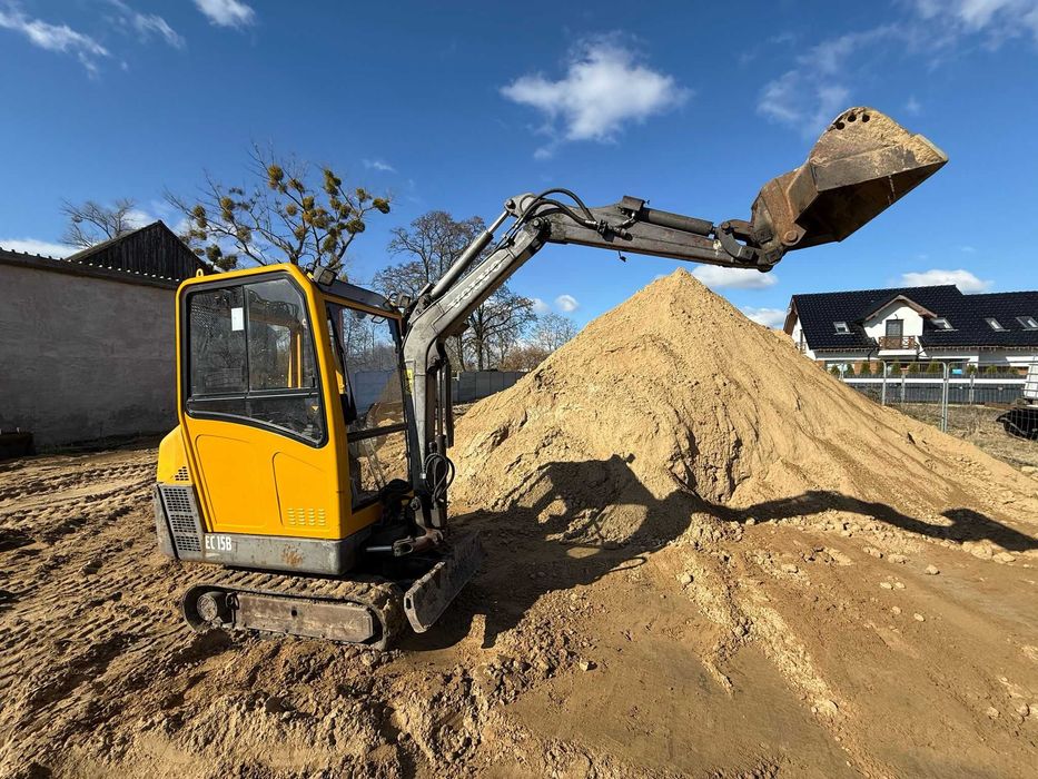 Minikoparka Volvo EC15 B + 3 łyżki