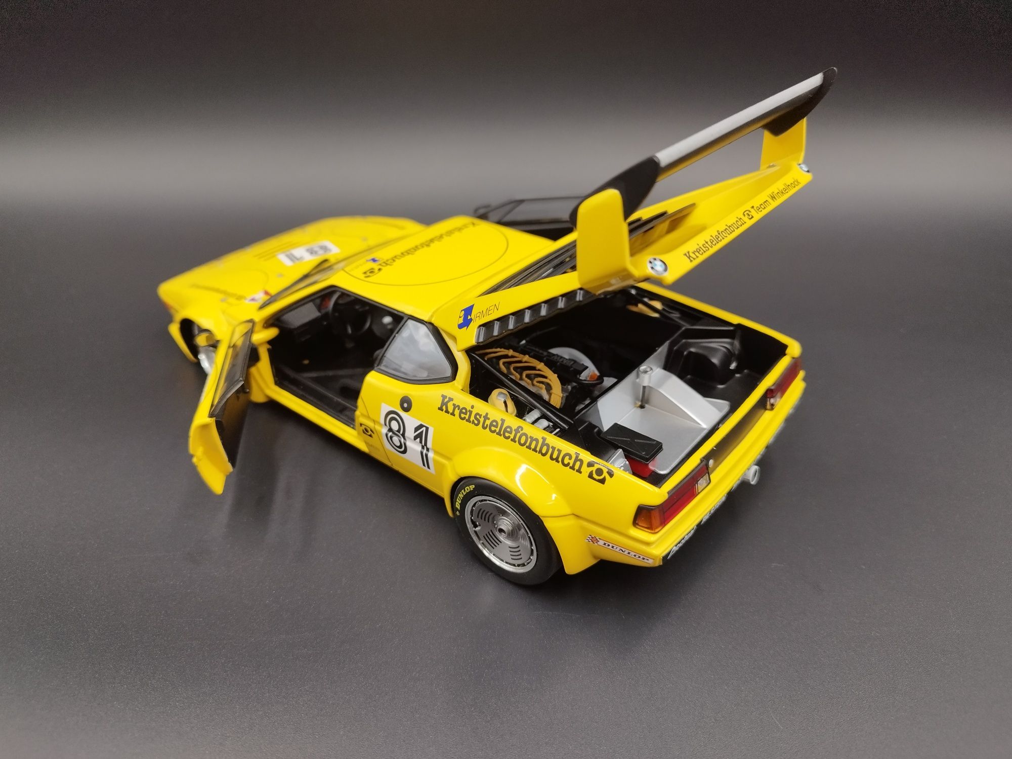 1:18 Minichamps BMW M1 Procar 'KREISTELEFONBUCH' TEAM Winkelhock model