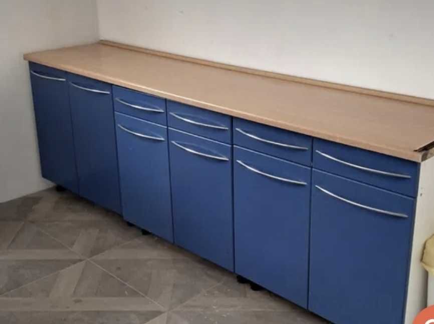 Meble kuchenna niebieskie dolne 2.40cm z blatem