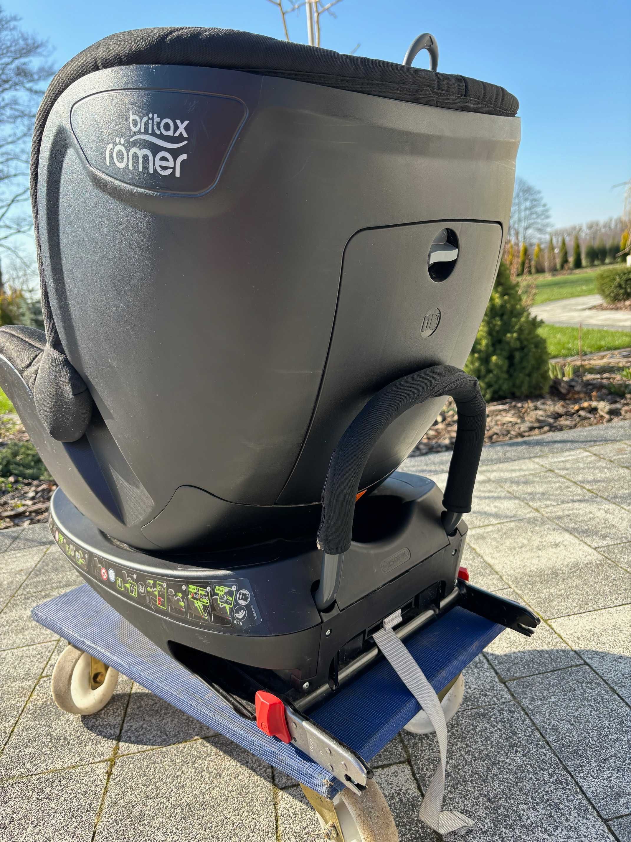 Fotelik Britax Romer Dualfix 2R 0-18 kg