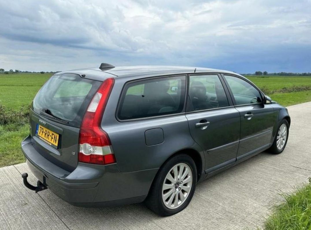 Volvo v50,свіжопригнана