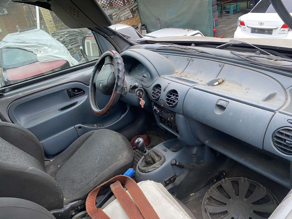 Продам Рено Кенго 2000г/в 1,4 газ-бенз.на ходу 1050 $