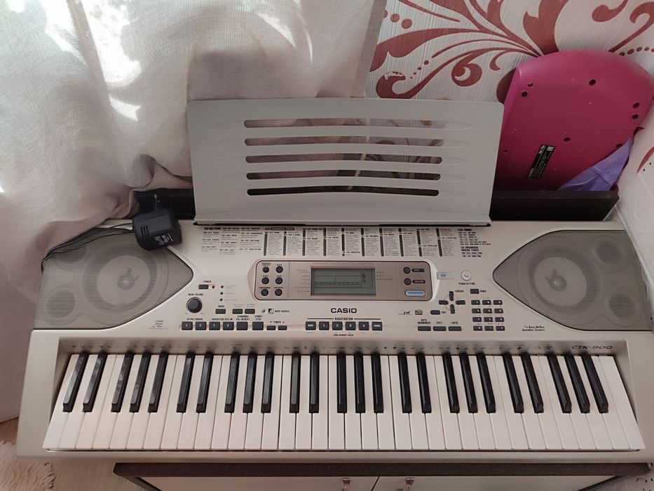 Синтезатор casio