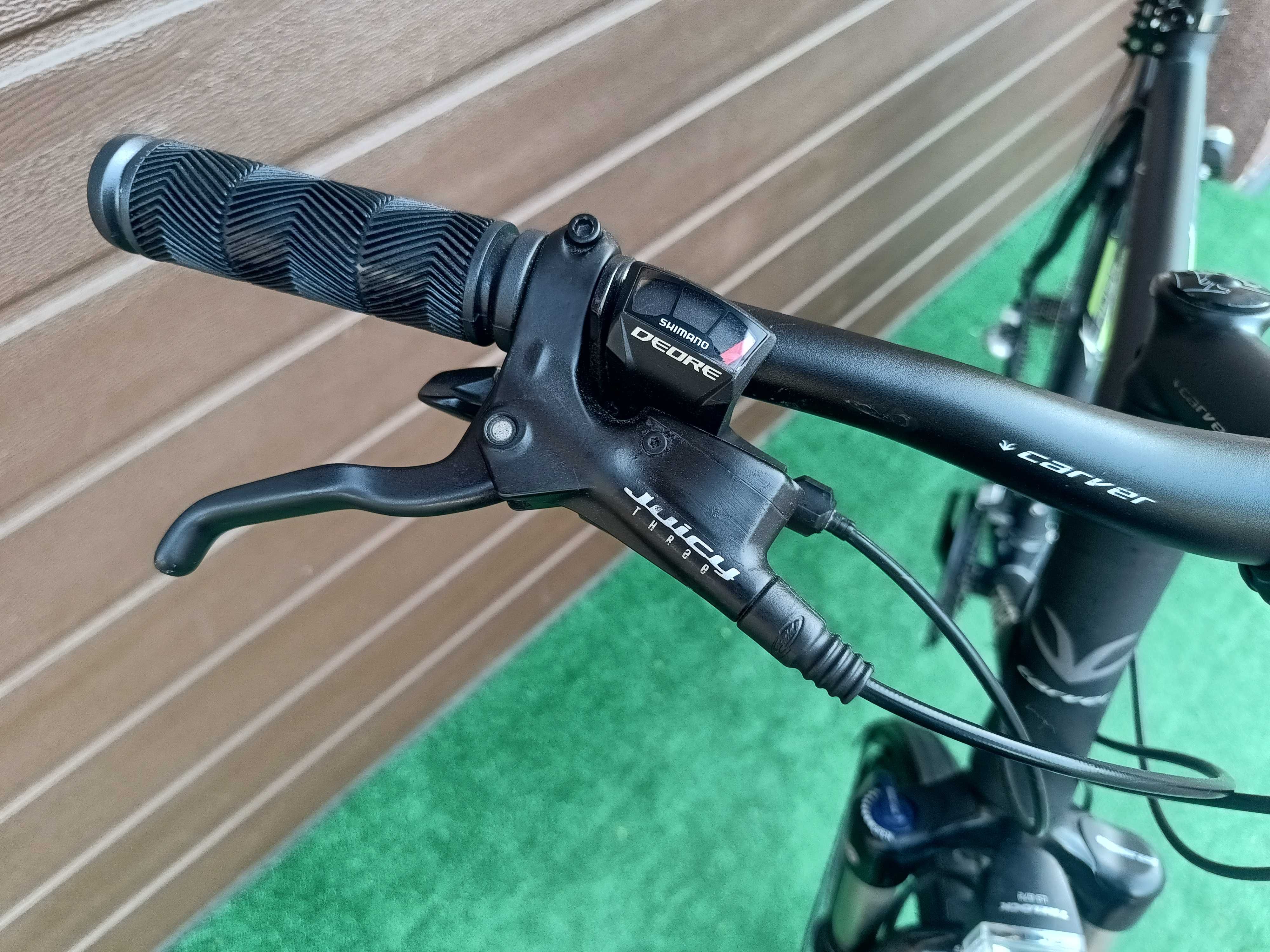 Rower 28" Carver 3x9 Deore Dynamo w piaście LED 2xT Hydraulika
