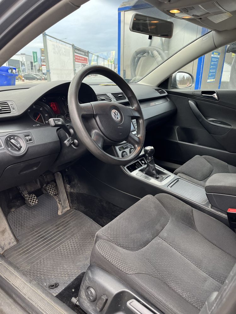 VW Passat B6 2007 2.0 TDI 140km ZADBANY