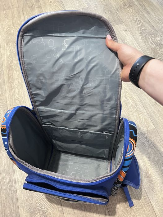 Продам  портфель