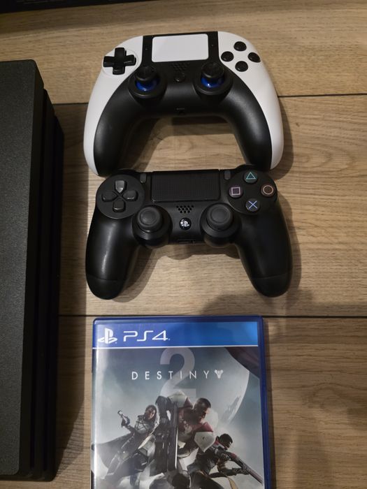 Konsola Playstation PS4 PRO 1TB Pudełko + 2x Kontrolery + Destiny 2