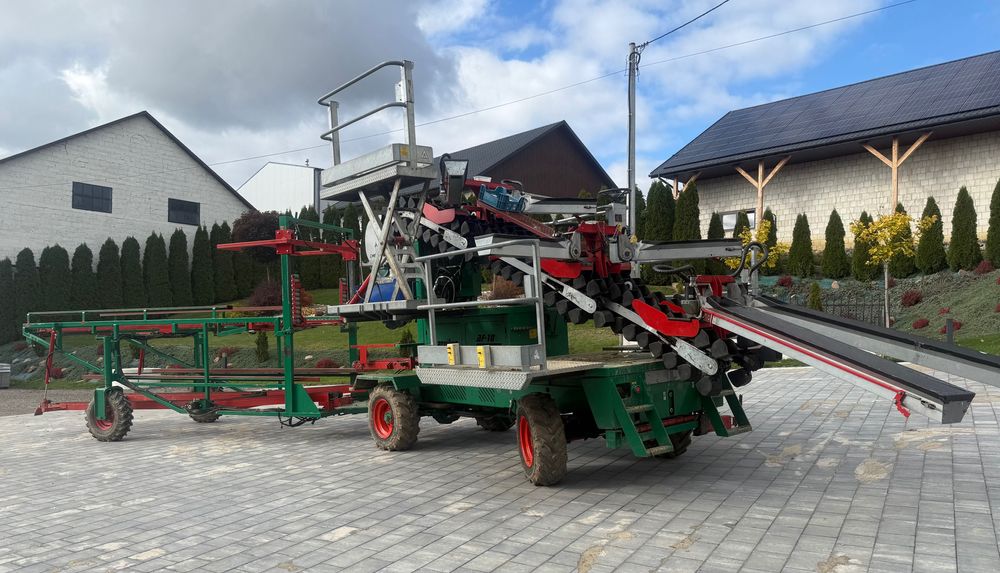 Platforma sadownicza, kombajn do zbioru jabłek