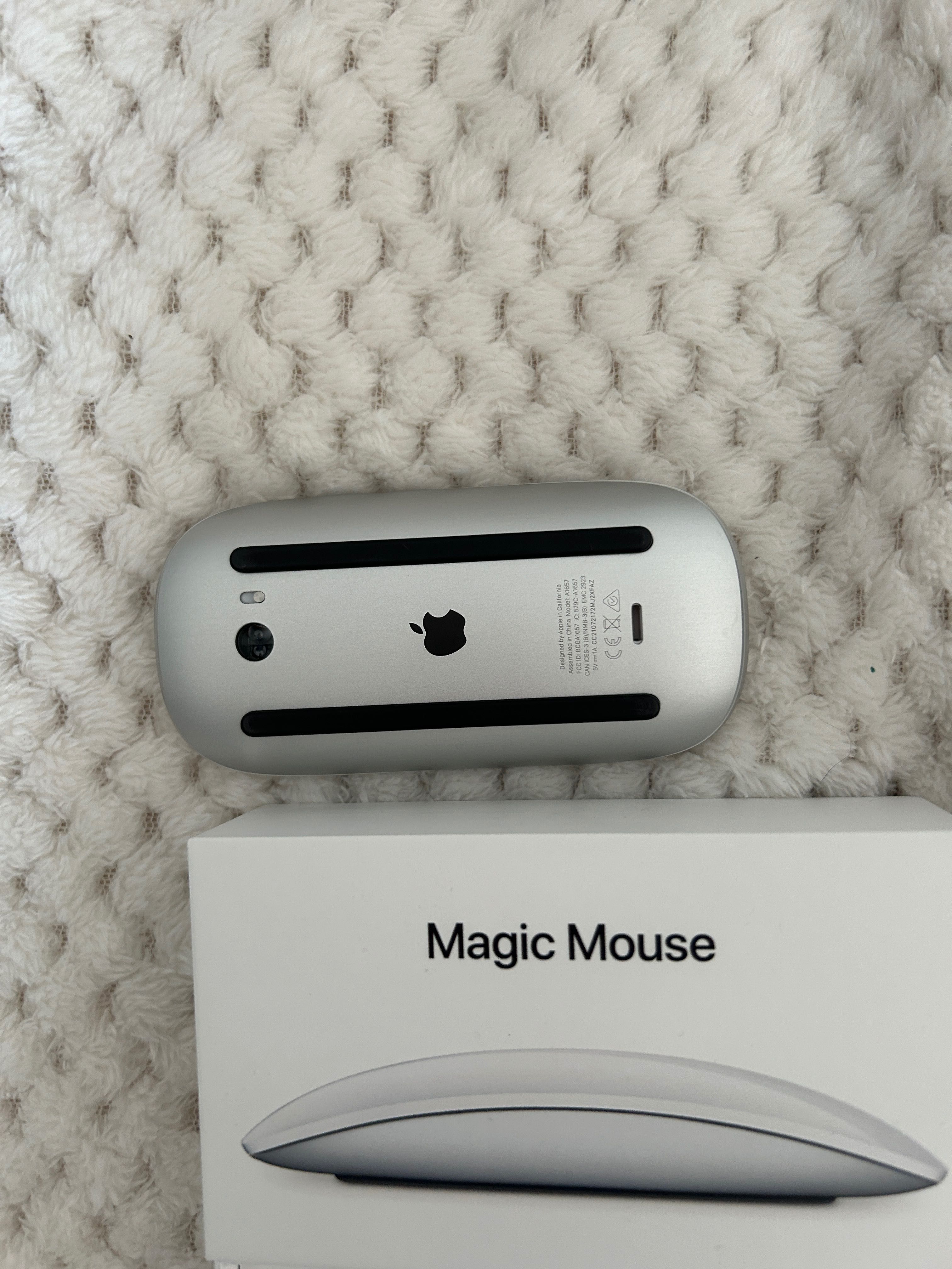 Magic Mouse myszka do laptopa apple jak nowa