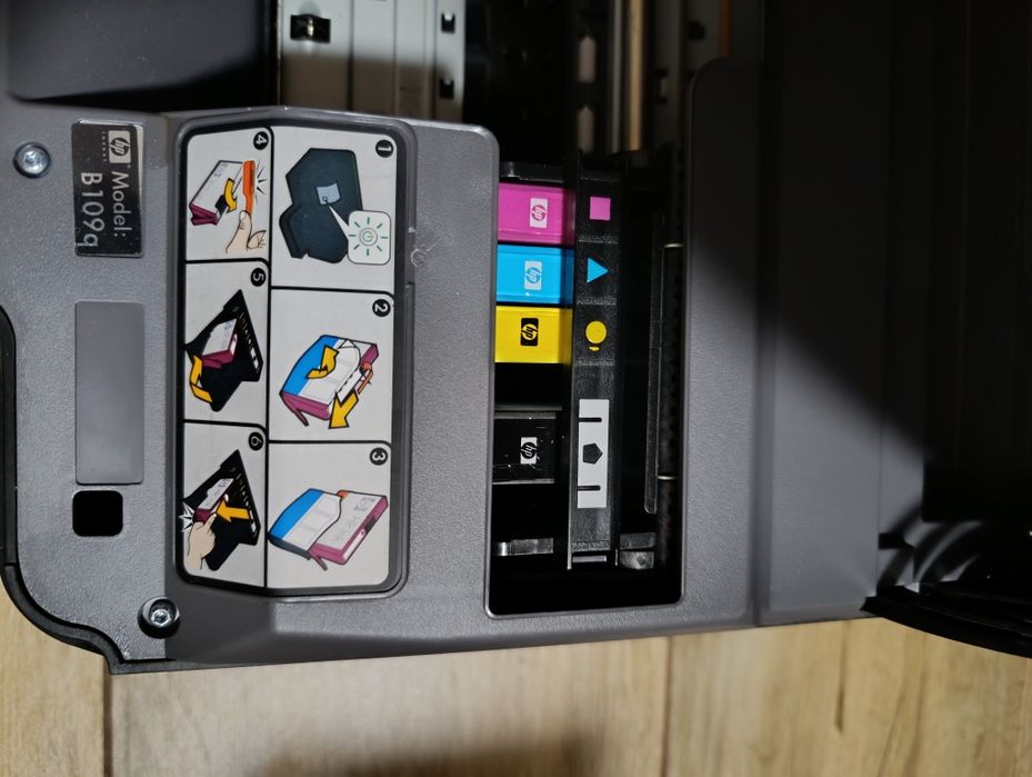 МФУ принтер HP b109q фотосмарт