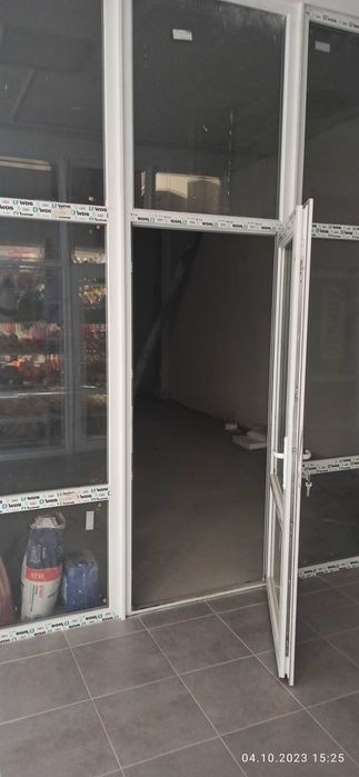 Комерційні приміщення