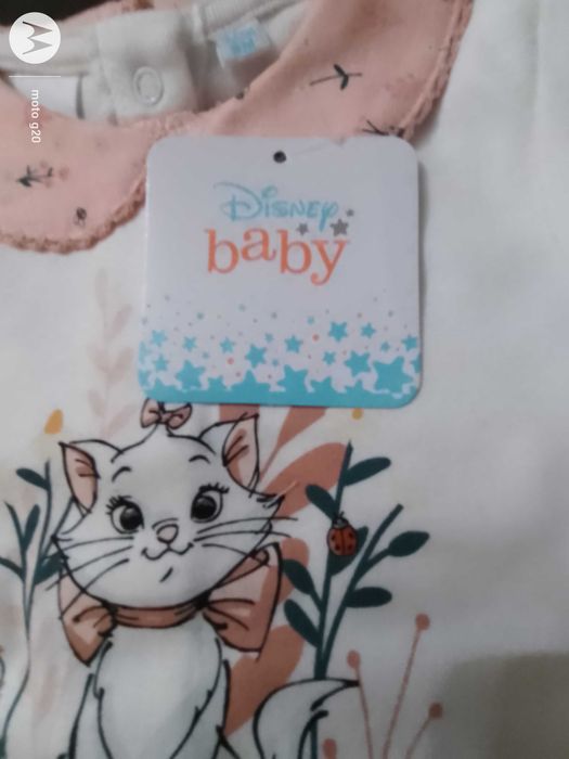 Lindo babygrow Disney Baby  para 6 meses