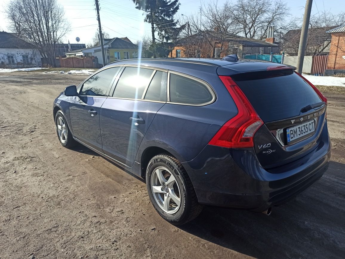 Volvo v60 2014 1.6 d2