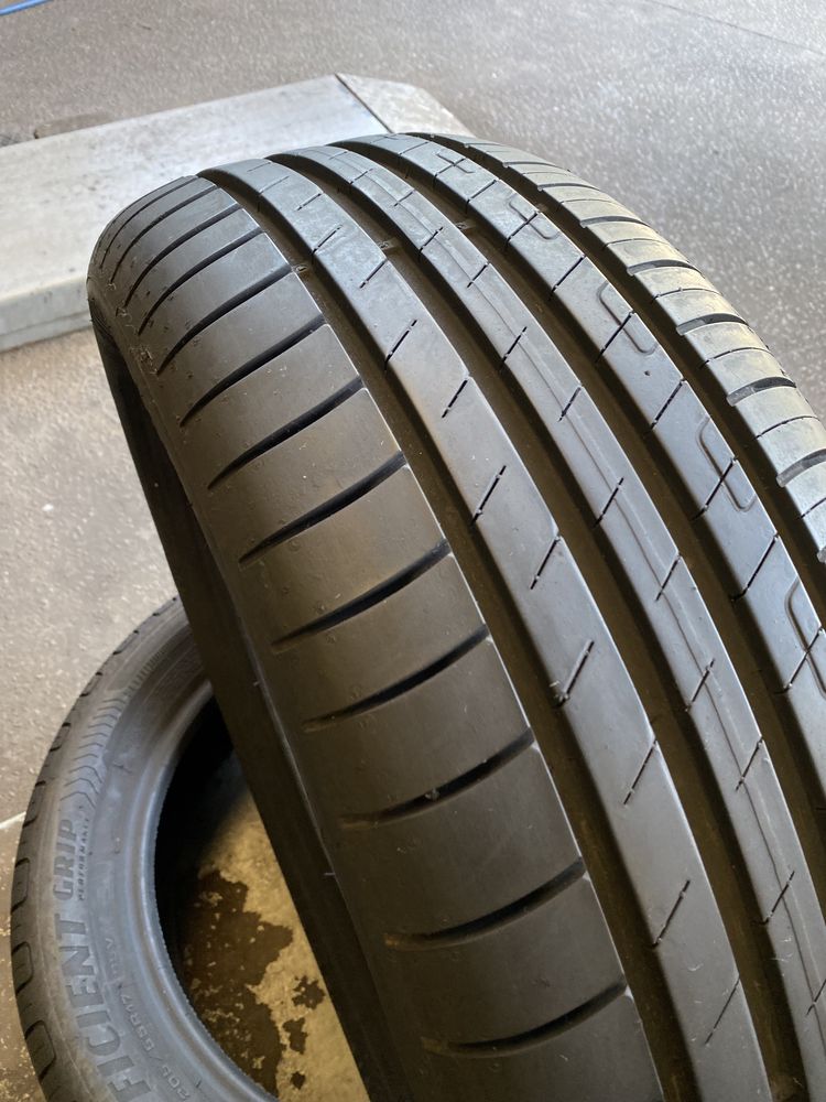 Pneus 205/55/17 - Goodyear Efficient Grip Performance