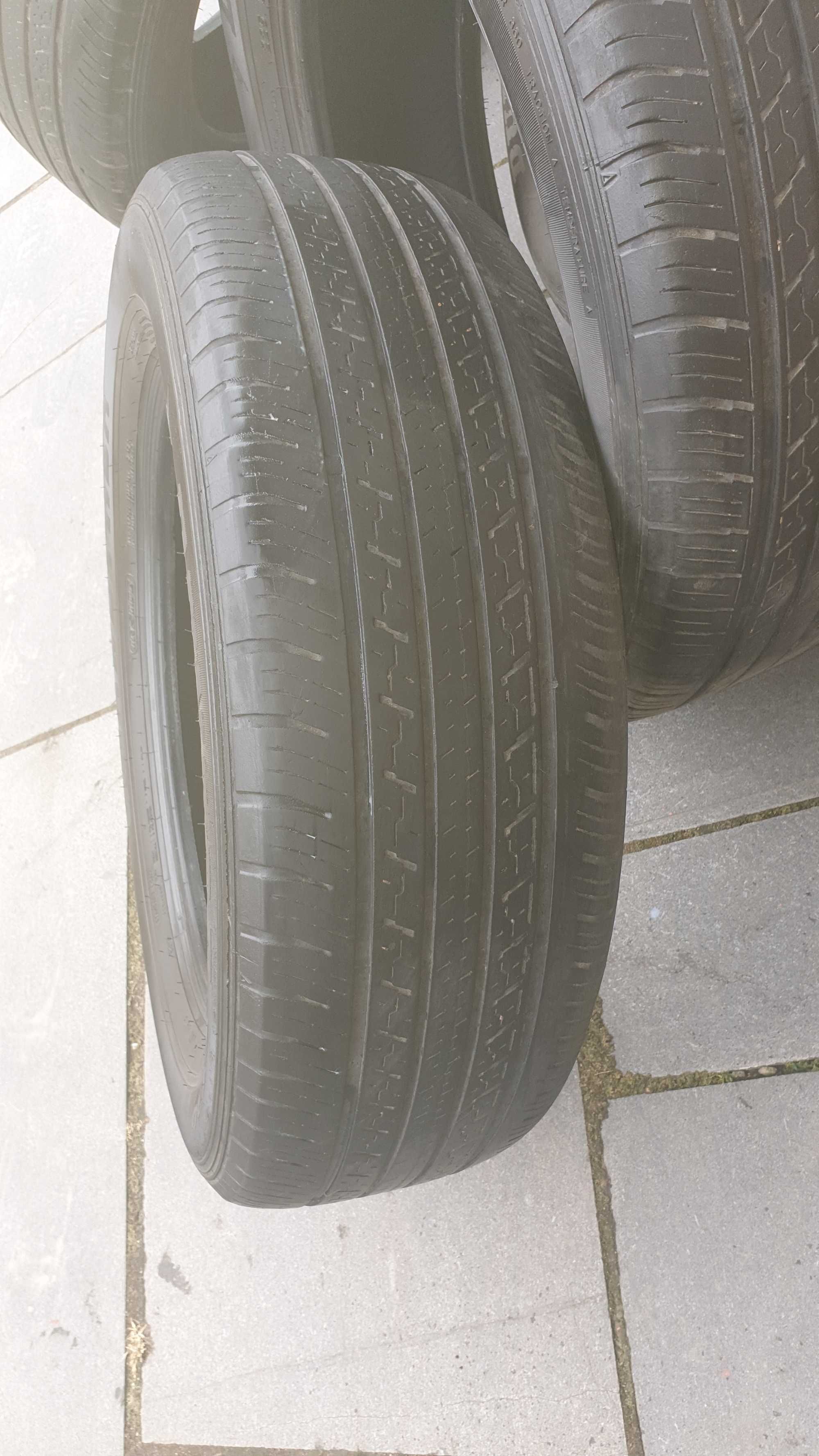 Шини Dunlop Grandtrek 225 /65 R17