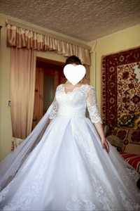 Розкішна Весільна сукня