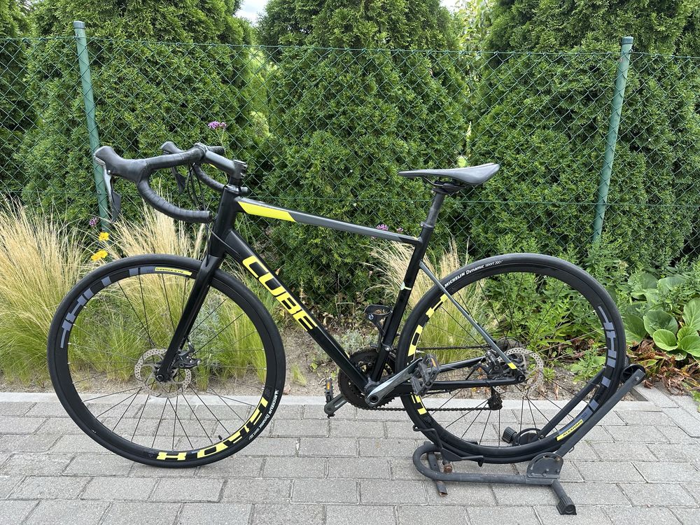 Sprzedam rower szosowy Cube