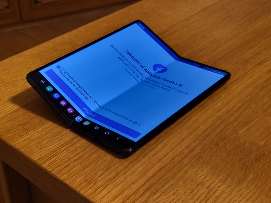 Samsung Fold 2 - zawias 90%