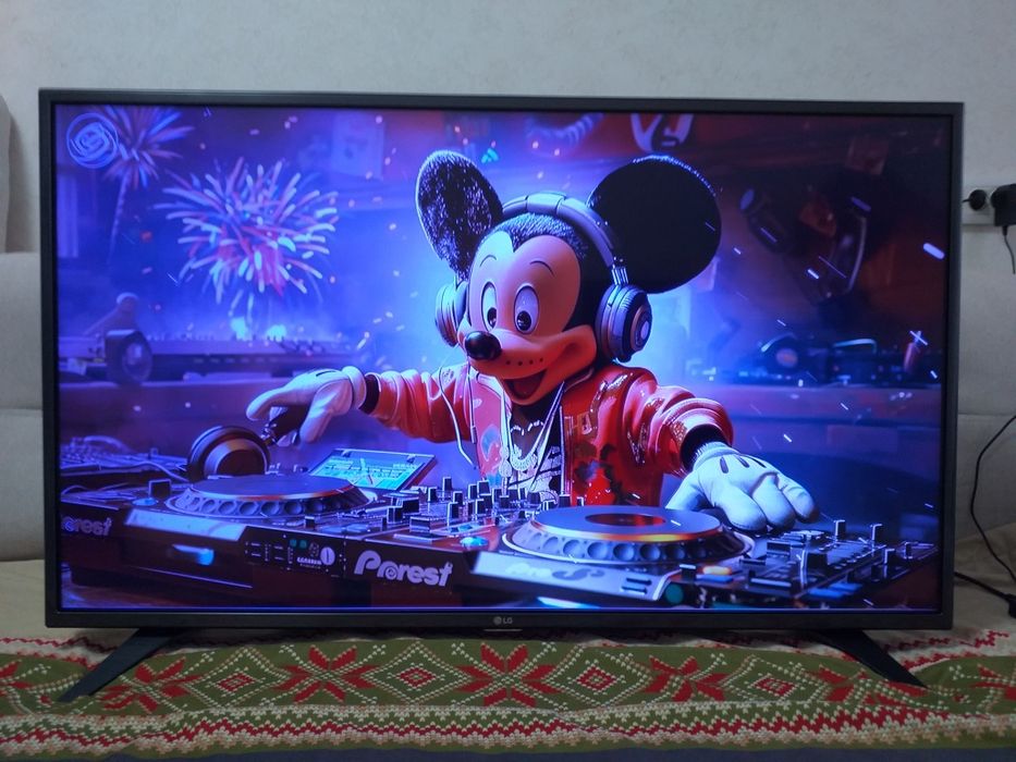 4K video. Wi-Fi. LG 43"діагональ .SMART TV.