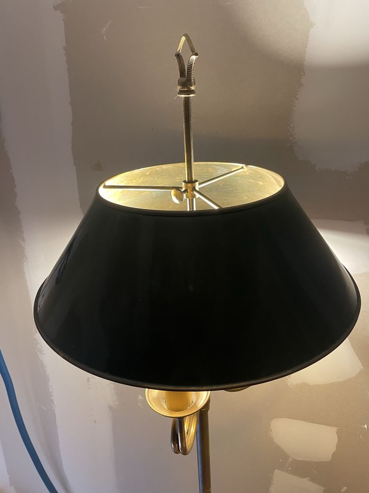 Candeeiro de pé de metal vintage