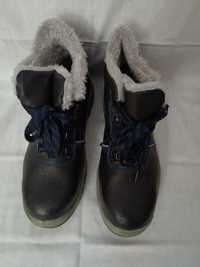 Продам зимові робочі черевики з металевим носком р.44