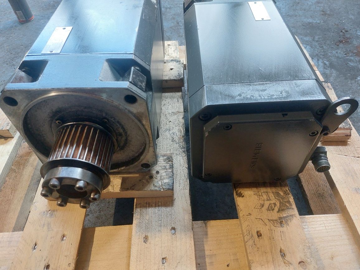 Siemens 1FT6105-1AC71-3AG1 Servomotor 2000obr/min 38nm