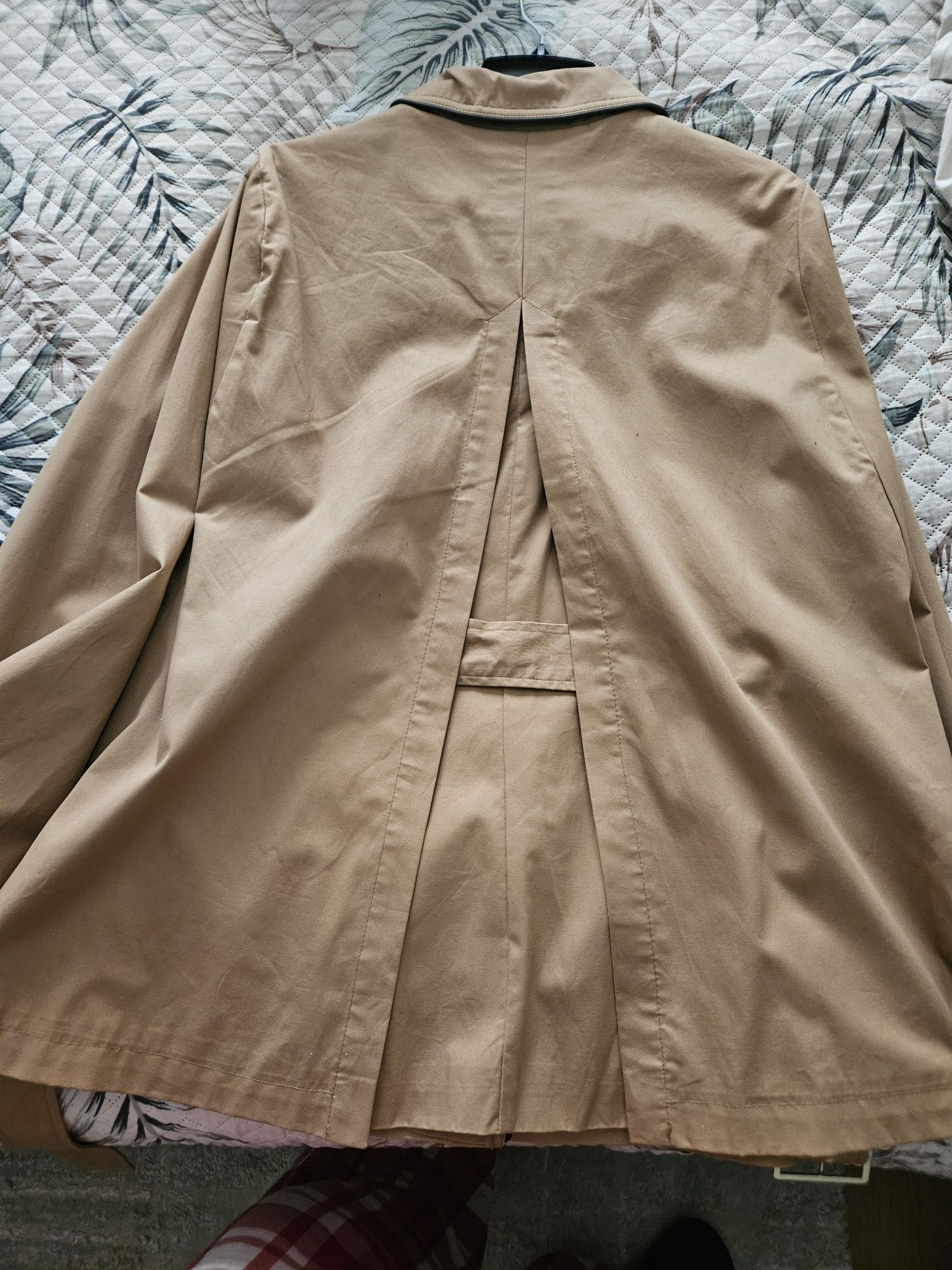 Gabardine Poncho Cortefiel. Nova a estrear com etiqueta XL
